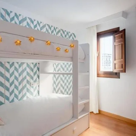 Cozy House With Parking Included Holiday home Granada